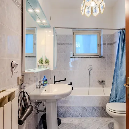 Casa Sul Lario By Interhome דירה Fiumelatte